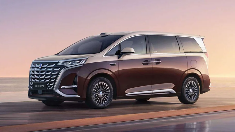 Denza D9 Phev