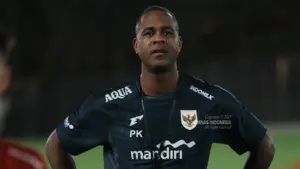 Kluivert Tegaskan Timnas Indonesia Tak Boleh Takut Hadapi Timnas Arab Saudi