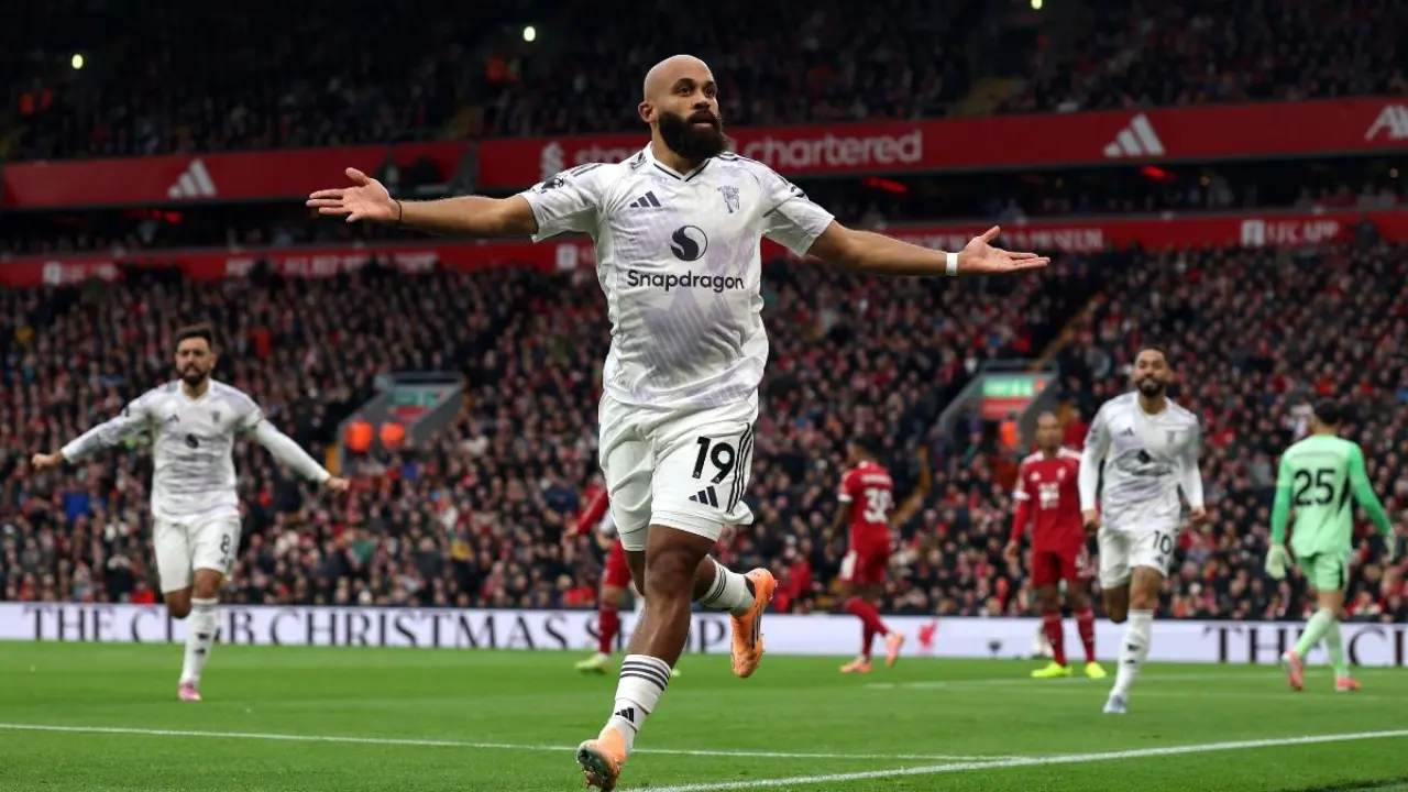 Manchester United Akhiri Kutukan Di Anfield, Tekuk Liverpool 2 1 Di Laga Dramatis