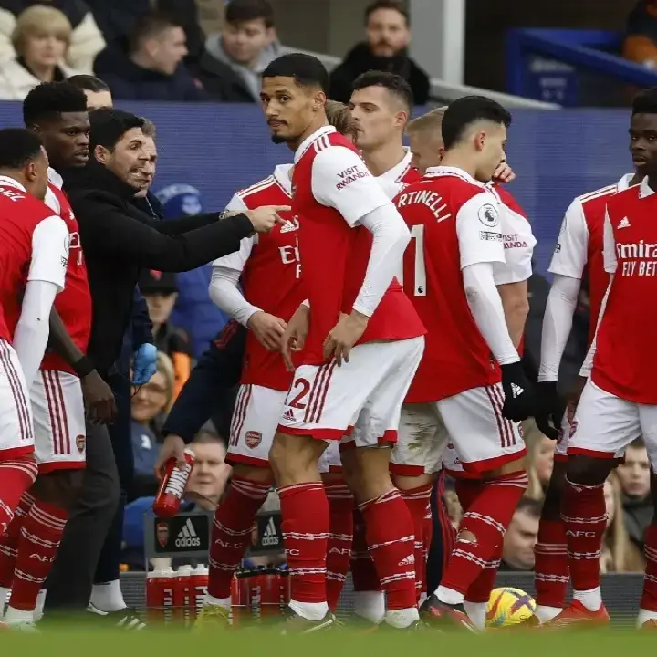 Arsenal Jadi Kandidat Terkuat untuk Mengangkat Trofi Liga Champions 2025/2026