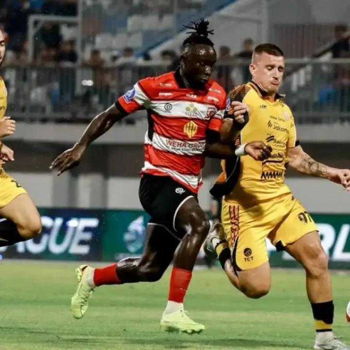 9 Laga Tanpa Gol, Presiden Madura United Tetap Dukung Balotelli