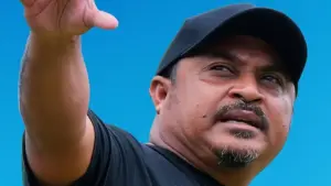 Imran Nahumarury Gantikan Aji Santoso Sebagai Pelatih Persela