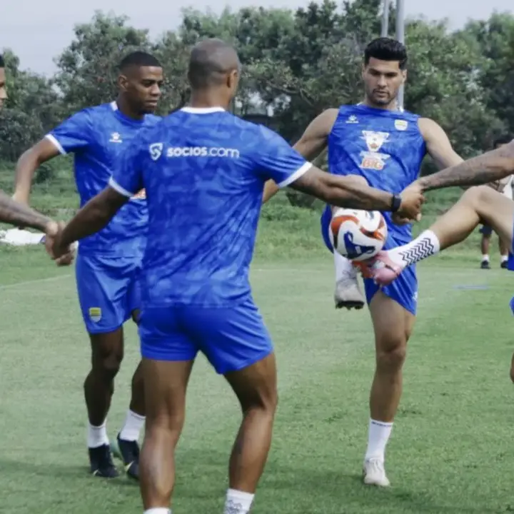 Komdis PSSI Denda Persib Rp115 Juta, Manajemen Hormati Putusan dan Imbau Bobotoh Jaga Sikap di Laga Tandang