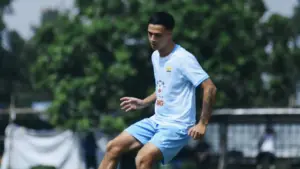 Eliano Reijnders Tegaskan Persib Belum Menyerah Kejar Borneo FC Meski Borneo Sapu Bersih 10 Laga