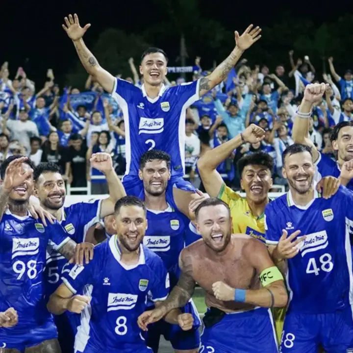 Striker Persib Kehabisan Kata-kata Lihat Aksi Bobotoh di Malaysia, Sampaikan Satu Pesan Menyentuh Ini