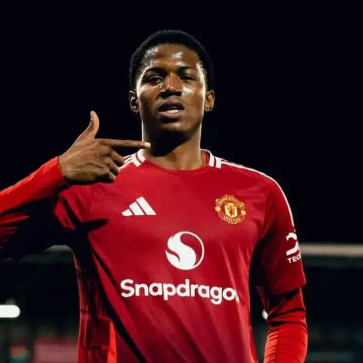 Ruben Amorim Jelaskan Alasan Chido Obi Tak Masuk Skuad Utama Manchester United