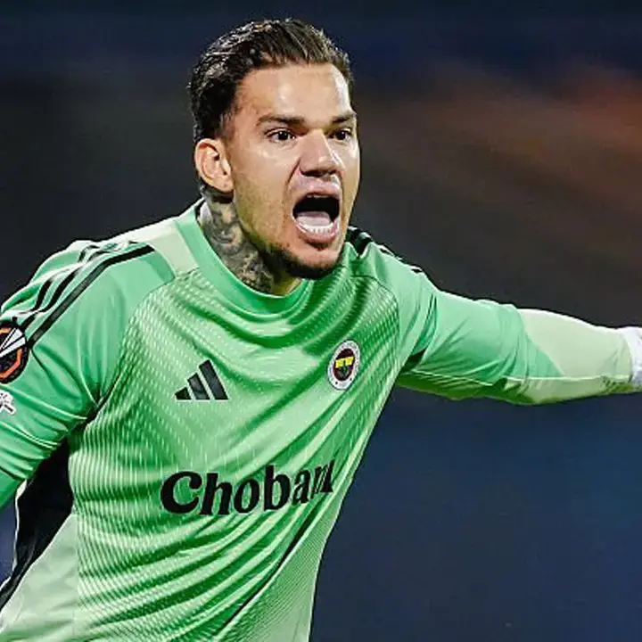 Ederson Moraes Akui Tak Bahagia di Manchester City Meski Dipenuhi Banyak Trofi