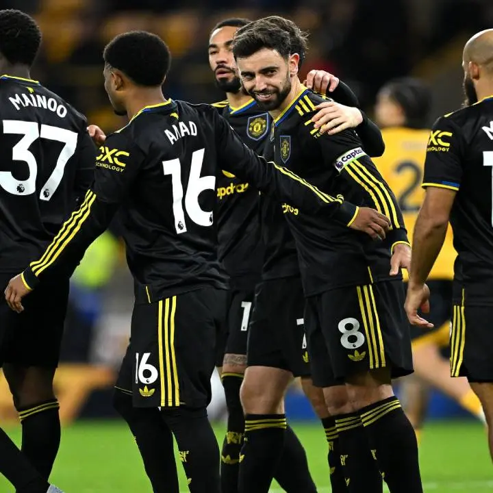 Brace Fernandes Warnai Kemenangan Manchester United 4-1 Atas Wolves di Liga Inggris