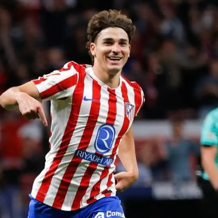 Harga Julian Alvarez Terlalu Mahal, Barcelona Mulai Cari Opsi Striker Pengganti