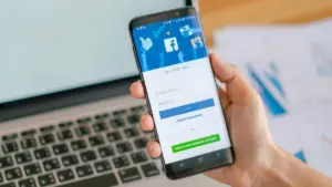Meta Perbarui Tampilan Facebook, Menawarkan Desain Lebih Visual Mirip Instagram