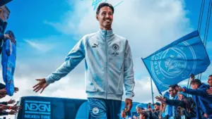 Reijnders Tanggapi Perbandingan dengan De Bruyne: Pujian Besar, Tapi Peran dan Kualitas Berbeda di Manchester City