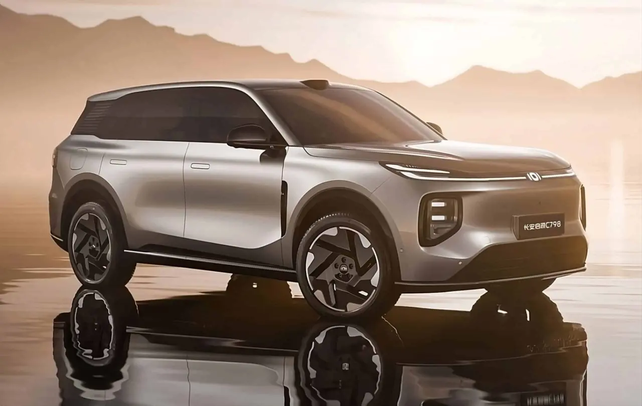 Changan Ungkap Rencana Hadirkan Mobil Listrik 7-Seater di Indonesia, Nevo Q07 Jadi Kandidat