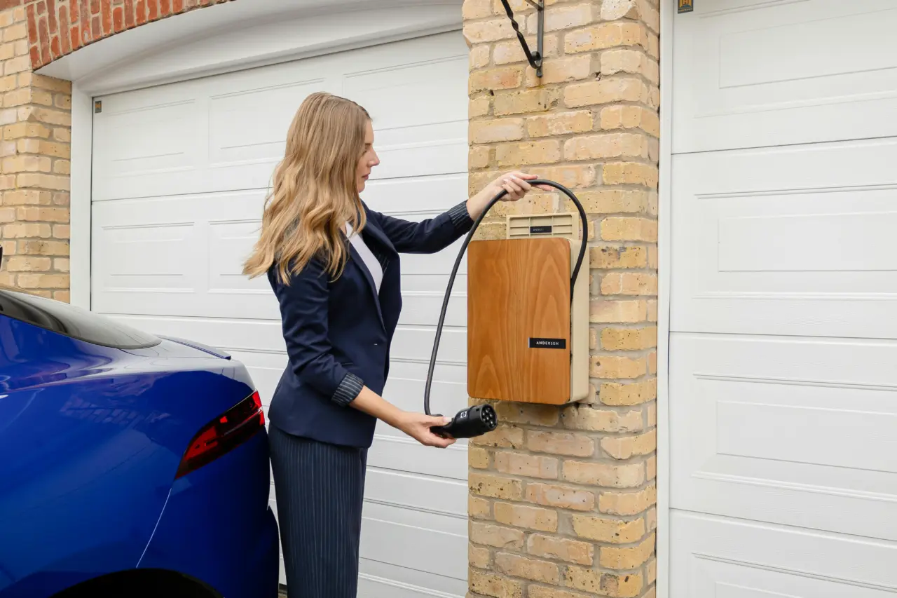 Checklist Wajib Pasang Home Charger Mobil Listrik di Rumah: Syarat Daya, Keamanan, dan Biaya Pengisian