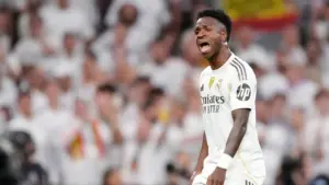 Lucas Vazquez Bela Vinicius Junior: Kadang Salah, Tapi Hatinya Besar dan Penuh Semangat
