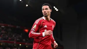 Hugo Ekitike Borong Dua Gol, Liverpool Taklukkan Brighton 2-0 di Anfield