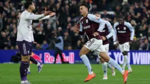 Aston Villa Bungkam Manchester United 2-1 di Villa Park, Setan Merah Tergelincir ke Posisi 7