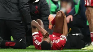 Cedera Pergelangan Kaki Alexander Isak, Liverpool Belum Tahu Kapan Sang Striker Kembali Merumput