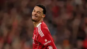 Arne Slot Yakin Hugo Ekitike Makin Buas di Liverpool dengan Peningkatan Fisik