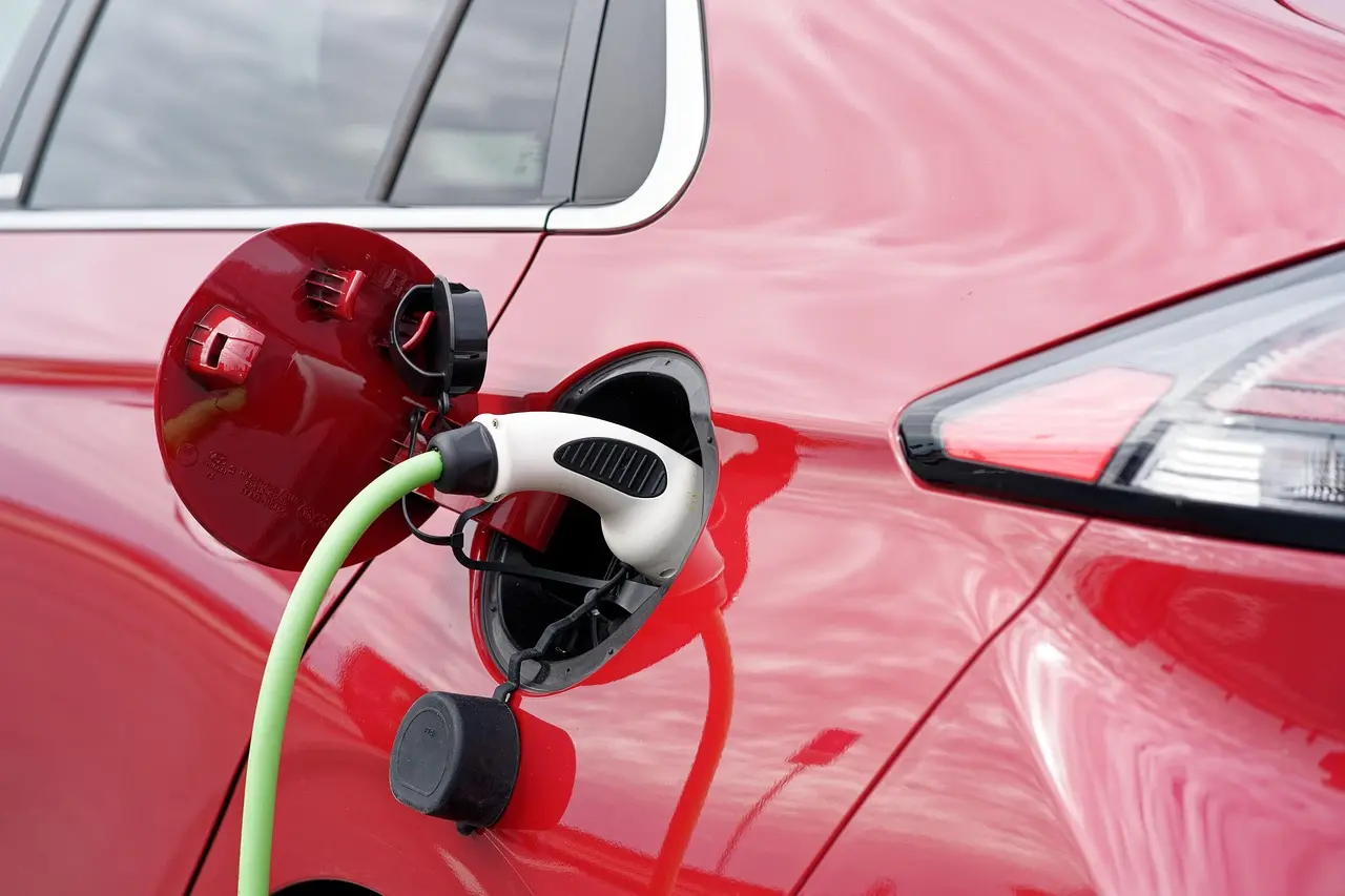 Insentif Mobil Listrik Dihentikan, Pajak Kendaraan Bakal Normal Lagi?