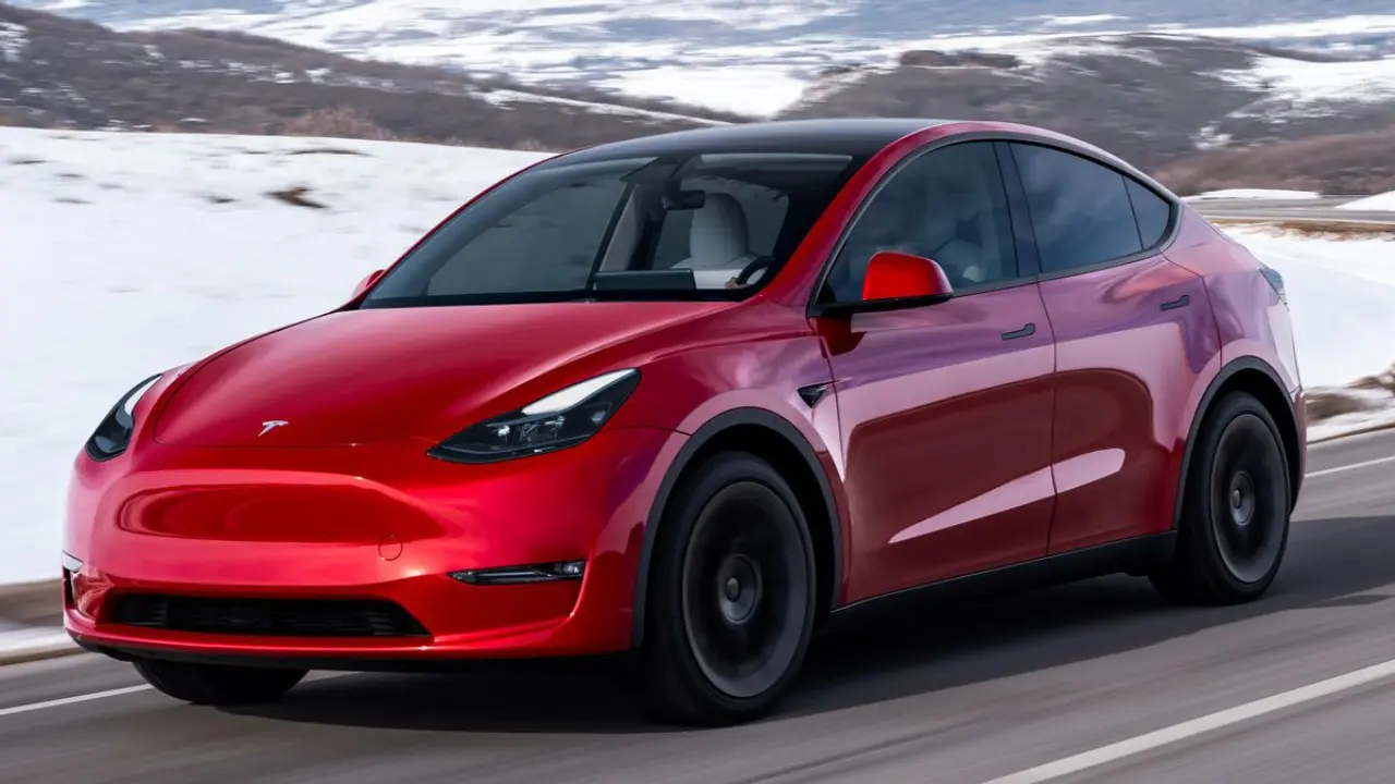 Persaingan Pasar Mobil Listrik China 2025 Memanas: Tesla Melonjak 181 Persen, BYD Masih Kuasai Pasar