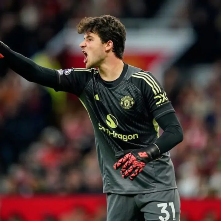 Senne Lammens Ungkap Adaptasi Lancar di MU, Fokus Beri Ketenangan