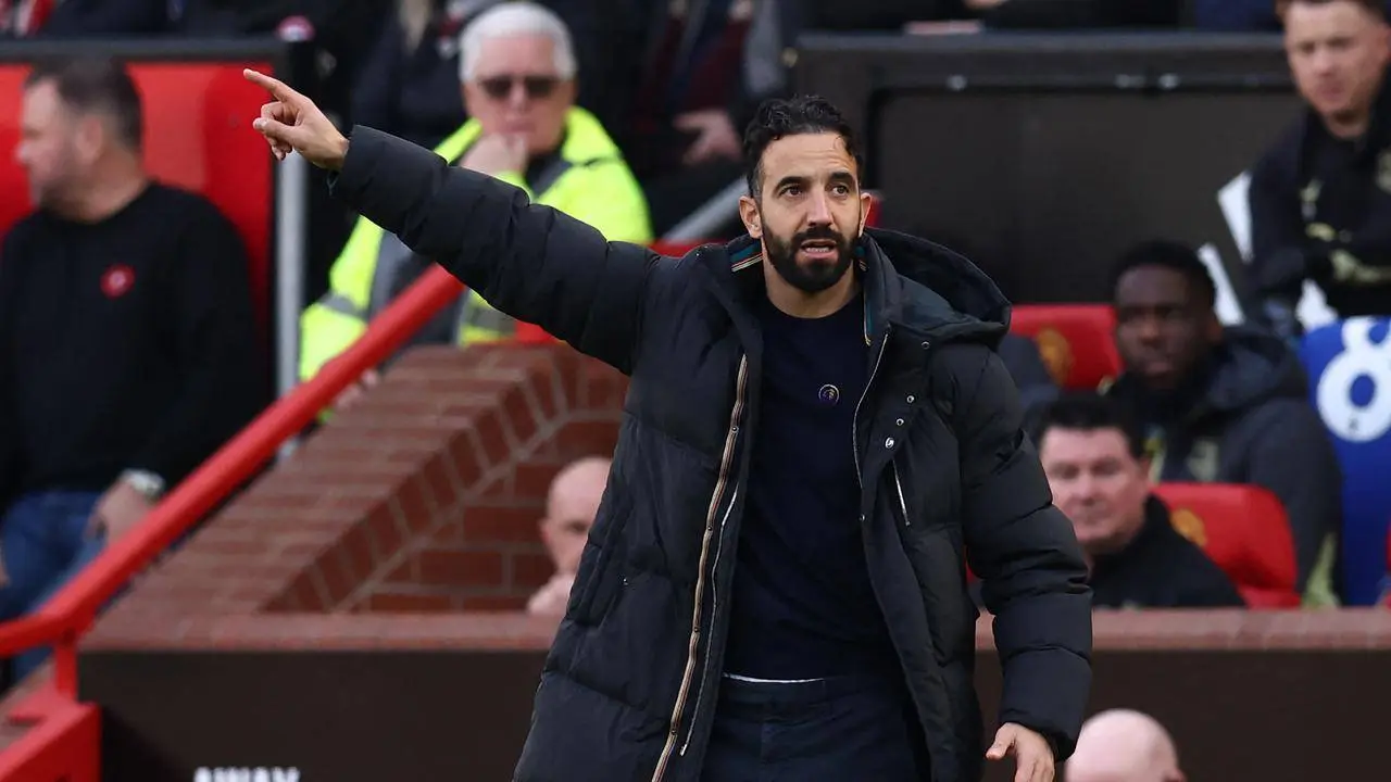 Ruben Amorim Beri Sinyal Kuat: Manchester United Tak Akan Belanja Pemain di Bursa Transfer Januari