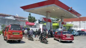 Harga BBM Terbaru 31 Maret: Pertamina, Shell, Vivo Naik, Cek Daftarnya