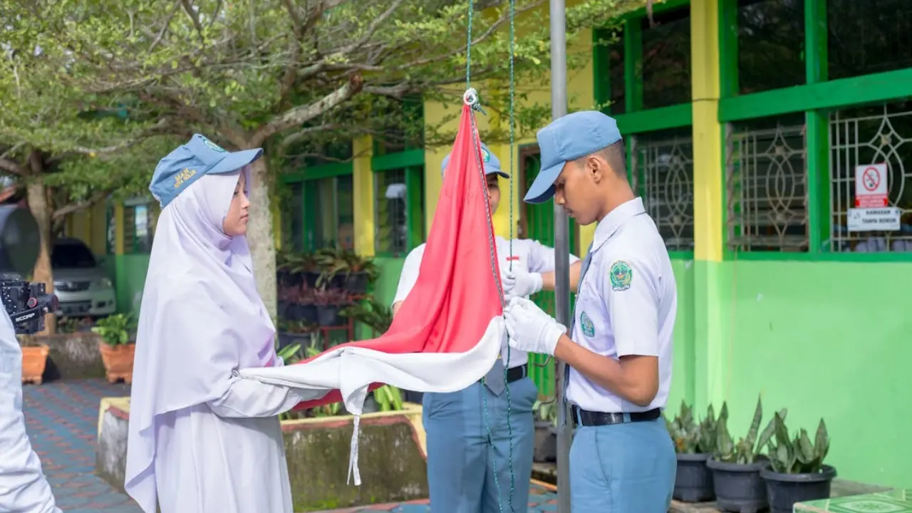 Pedoman Resmi Upacara Hari Pendidikan Nasional 2026 Dirilis Ini Susunan Acaranya