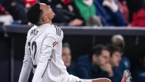 Roy Keane Kritik Keras Kemampuan Bertahan Trent Alexander-Arnold Usai Real Madrid Kalah