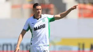 Jay Idzes Raih Rating Solid Usai Bantu Sassuolo Tahan Imbang Fiorentina