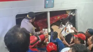 Kronologi Lengkap Kecelakaan Kereta Stasiun Bekasi Timur: KRL Tertabrak Taksi, Lalu Dihantam KA Argo Bromo