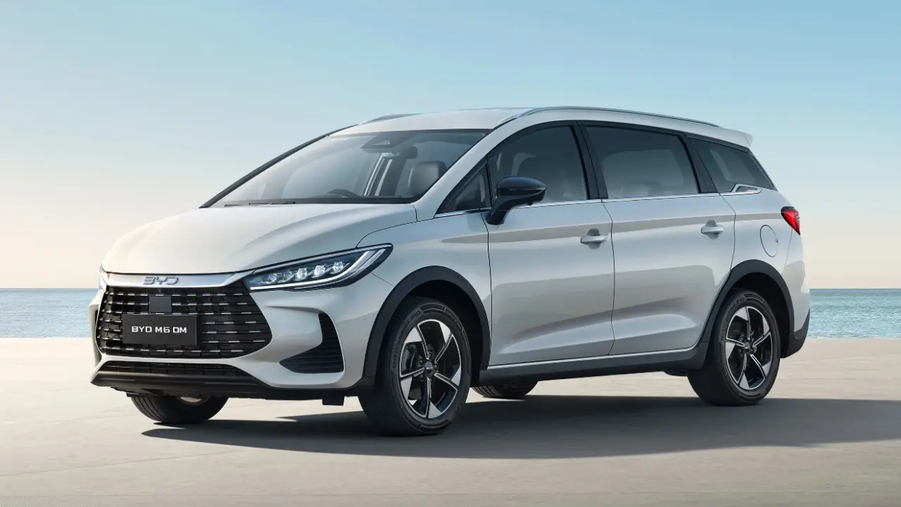 Byd M6 Dm Meluncur Mobil Hybrid Teknologi Dual Mode Pertama Di Indonesia