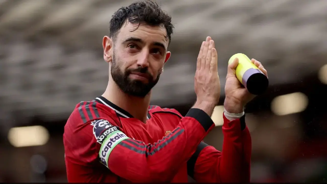 Manchester United Mulai Negosiasi Baru Untuk Pertahankan Bruno Fernandes Di Old Trafford