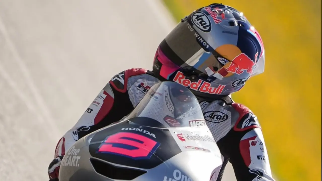 Veda Ega Pratama Dijuluki Travis Pastrana Moto3 Berkat Gaya Balapnya Yang Liar