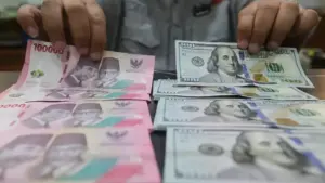 Rupiah Melemah Dekati Rp18.000 di Awal Perdagangan, Dolar AS Stabil Menunggu Data Tenaga Kerja