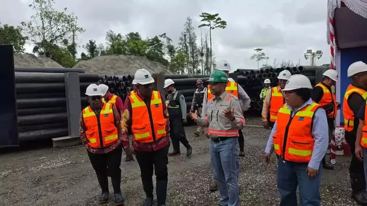 Freeport Indonesia Serahkan 11 Km Pipa untuk Perluas Jaringan Air Bersih di Mimika