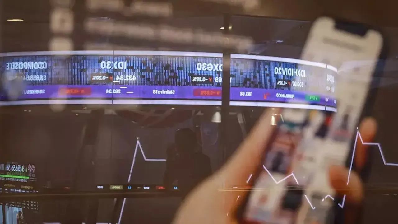 IHSG Diperkirakan Bergerak Sideways, Dua Sekuritas Beri Rekomendasi Saham