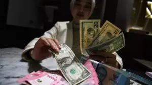 Rupiah Menguat Jelang Akhir Pekan, IMF dan Ekspektasi The Fed Jadi Penopang